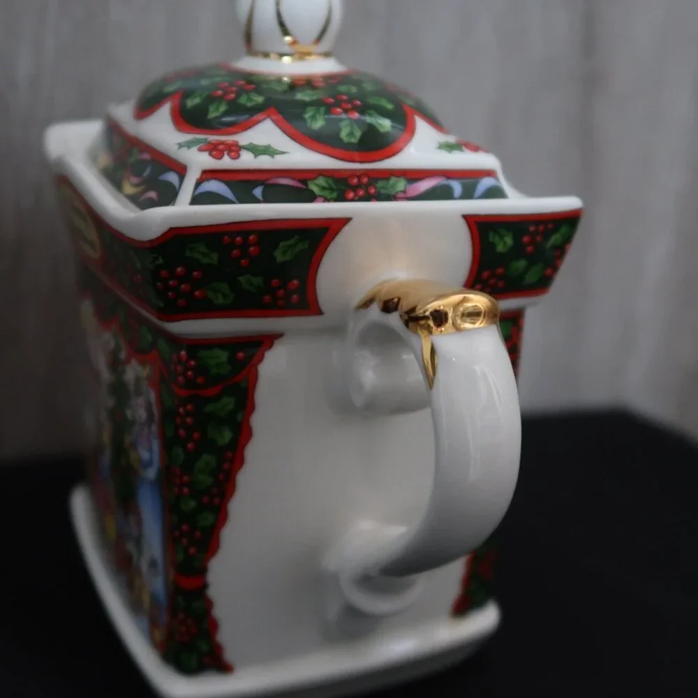 Early Holiday Decor Find Vintage 1992 Sadler 